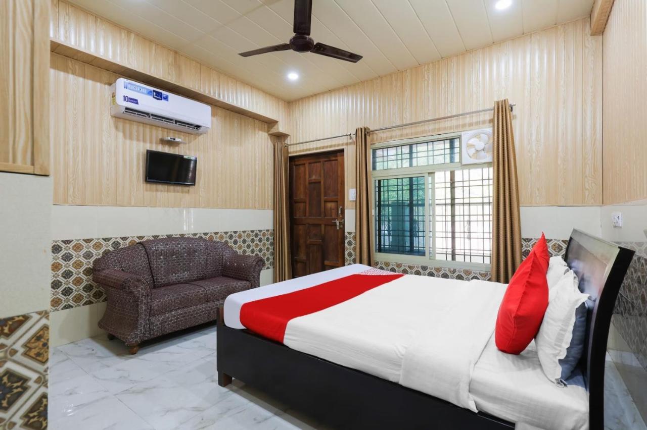 Haldwāni Hotel Chitrarth & Party Lawn מראה חיצוני תמונה